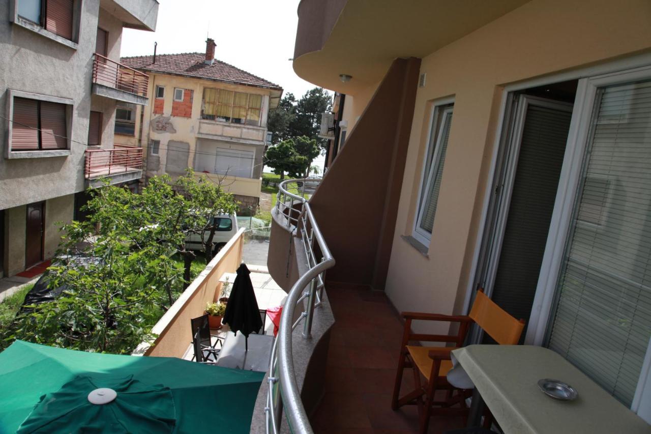 Apartments Elena Ohrid Rum bild