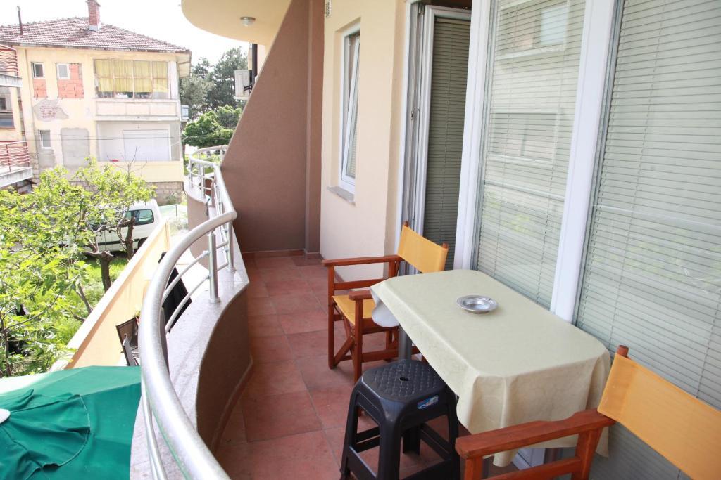 Apartments Elena Ohrid Rum bild