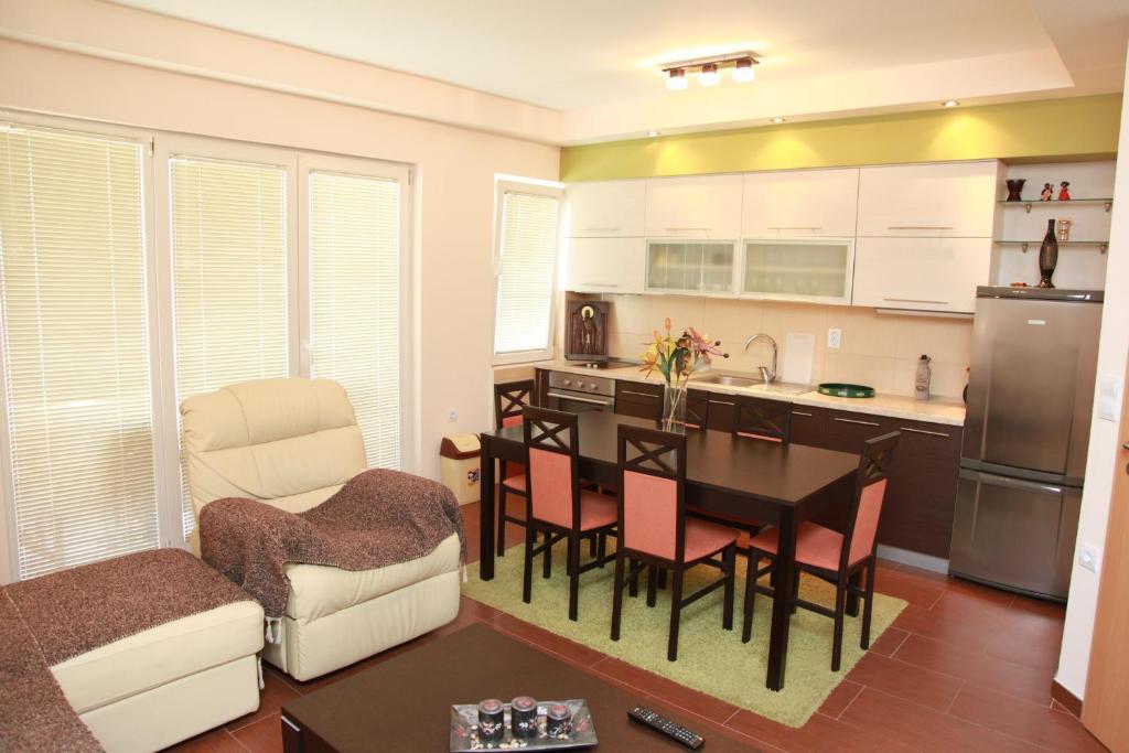 Apartments Elena Ohrid Rum bild