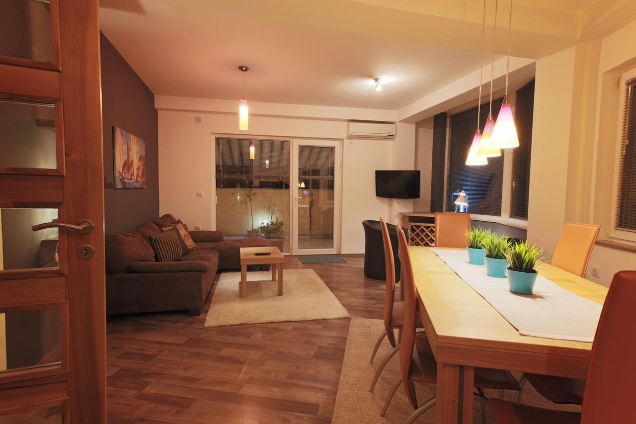 Apartments Elena Ohrid Exteriör bild